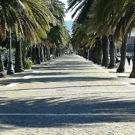 La Pietra Del Golfo 公寓